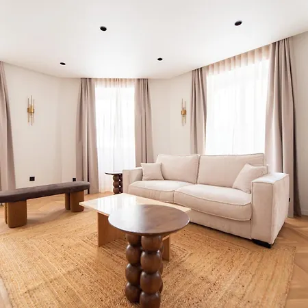 Stylish Flat In Paris' Center Appartamento